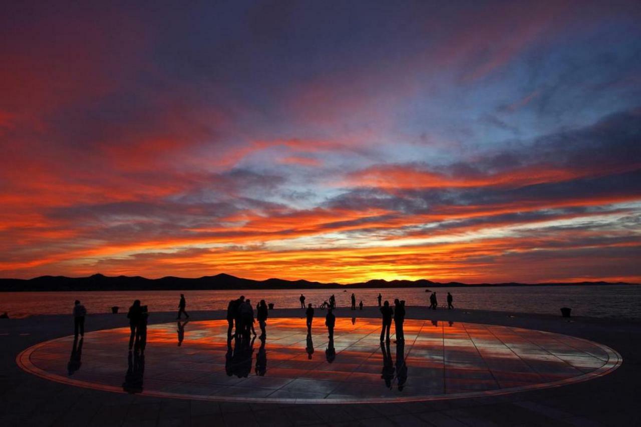 Apartmani Mala Sirena Maslenica Buitenkant foto